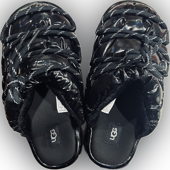 NWOB Ugg SZ 7 black/white Hi Shine Spaceslider. SEE MANUFACTURER’S DESCRIPTION - Picture 5 of 11